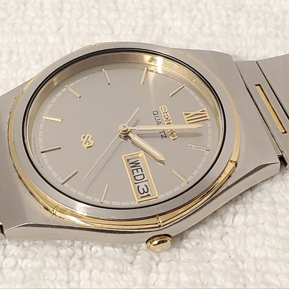 Vintage Seiko SQ Men's Stainless Steel Silver Dial Watch Day Date Five Jewels - Picture 3 of 11